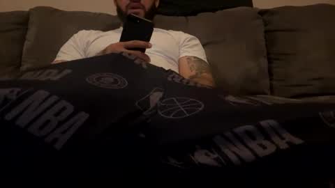 Snapshot of thepipe_layer chatting on December 3, 3:09 am ThePipe online show from December 3, 3:09 am