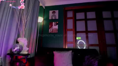 Snapshot of theprincess_rosee chatting on September 10, 5:24 pm Rosie  online show from September 10, 5:24 pm