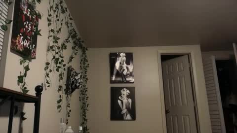 therealferrarii online show from May 24, 3:33 am