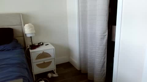 Snapshot of therealkingyoshi chatting on April 5, 6:05 pm Yoshi online show from April 5, 6:05 pm