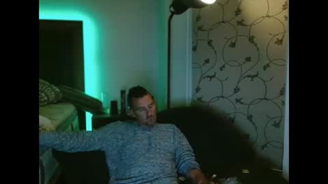 Snapshot of therealkurva4u chatting on October 25, 11:07 am therealkurva4u online show from October 25, 11:07 am