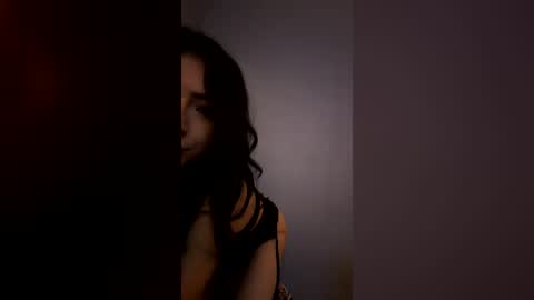 Snapshot of therealsnow chatting on July 6, 8:44 am therealsnow online show from July 6, 8:44 am