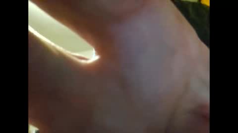 Snapshot of therizzler_1_of_1 chatting on February 6, 6:29 am therizzler_1_of_1 online show from February 6, 6:29 am