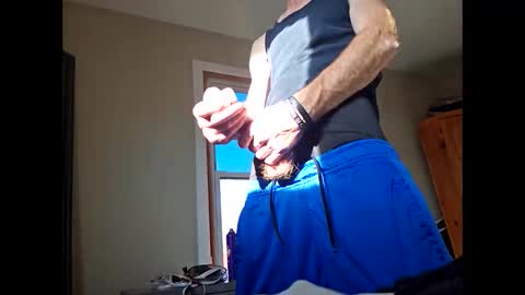 Snapshot of therizzler_1_of_1 chatting on February 27, 9:59 pm therizzler_1_of_1 online show from February 27, 9:59 pm