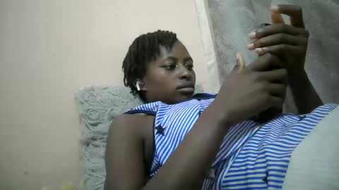 Snapshot of therry_heart chatting on February 7, 9:40 pm hearty online show from February 7, 9:40 pm