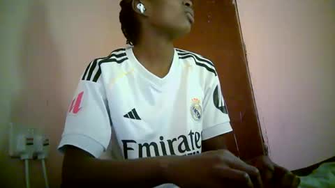 Snapshot of therry_heart chatting on February 8, 11:19 pm hearty online show from February 8, 11:19 pm