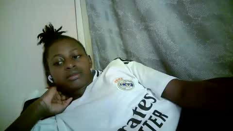 Snapshot of therry_heart chatting on February 11, 1:43 am hearty online show from February 11, 1:43 am