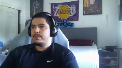Snapshot of thesexymikeshow chatting on April 20, 7:59 pm thesexymikeshow online show from April 20, 7:59 pm