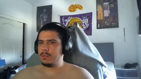 Snapshot of thesexymikeshow chatting on May 12, 8:06 pm thesexymikeshow online show from May 12, 8:06 pm