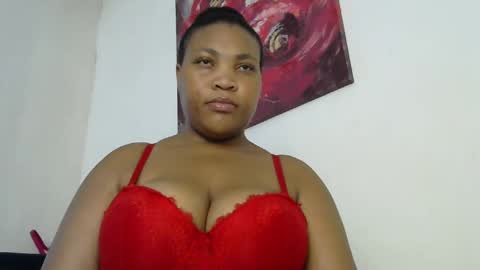 Snapshot of theshybaddie chatting on January 29, 7:36 am theshybaddie online show from January 29, 7:36 am