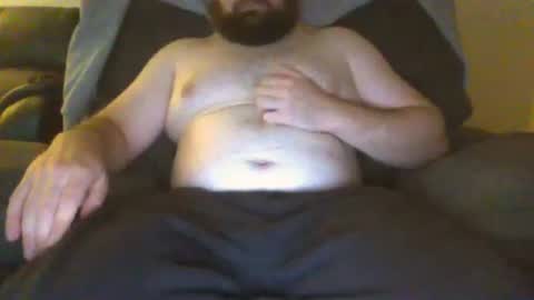 Snapshot of thethril1990 chatting on April 8, 1:38 am Thethrill online show from April 8, 1:38 am