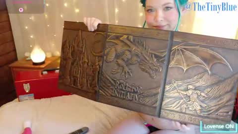 Tiny Blue online show from March 27, 6:07 pm