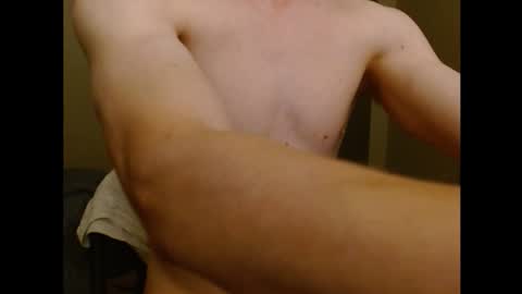Snapshot of thez26 chatting on October 26, 10:47 pm B online show from October 26, 10:47 pm