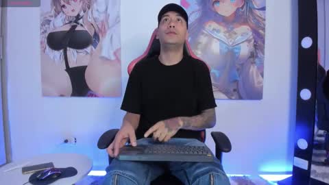 Snapshot of thiago_collins16 chatting on November 7, 12:05 pm Thiago online show from November 7, 12:05 pm