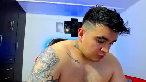 Snapshot of thiago_cp01 chatting on February 25, 7:09 am Thiago online show from February 25, 7:09 am