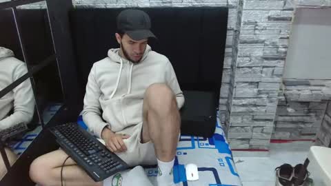 thiago_hairy online show from November 4, 2:32 am