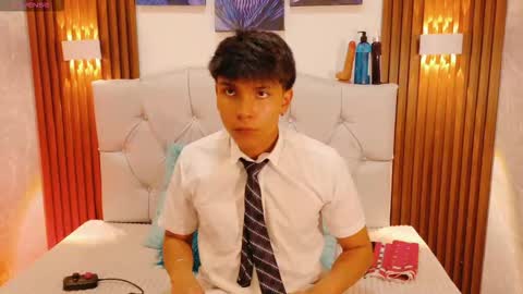 thiago online show from September 20, 8:21 pm