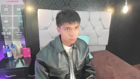 thiago online show from February 11, 1:27 pm