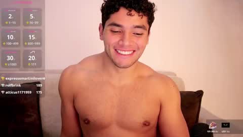 Snapshot of thiago_l chatting on February 23, 3:35 am Just Thiago online show from February 23, 3:35 am