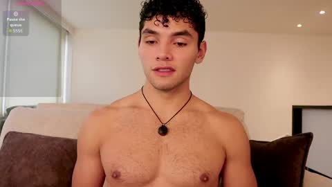 Just Thiago  online show from May 7, 4:34 pm