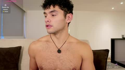 Just Thiago  online show from May 18, 10:48 pm
