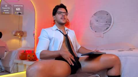 Thiago online show from October 20, 8:26 am