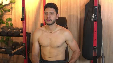 Thiago online show from December 17, 12:22 pm