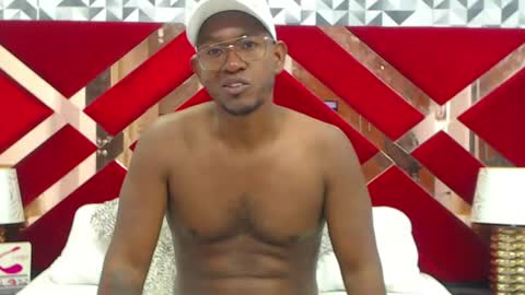 Snapshot of thiagoblackhot chatting on July 21, 3:25 pm Thiago online show from July 21, 3:25 pm