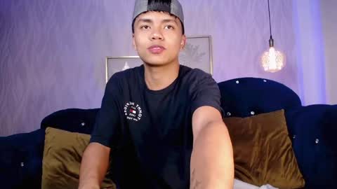 Thiago online show from May 6, 10:26 pm