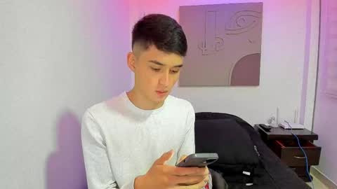 Thiago Wells online show from March 5, 8:21 pm