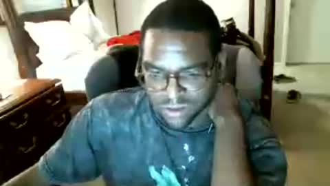 Snapshot of thicbottomboi97 chatting on July 13, 3:09 am Booty Twink online show from July 13, 3:09 am