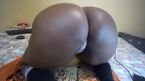 thick_sweet_ass online show from November 12, 4:57 am