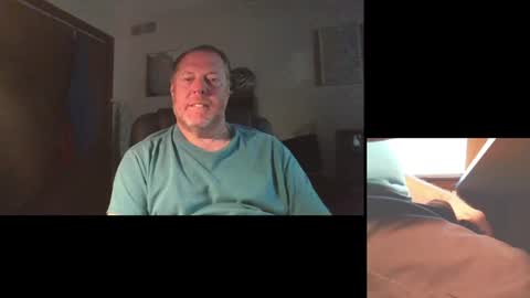 Snapshot of thickcock4u1105 chatting on June 18, 11:36 am thickcock4u1105 online show from June 18, 11:36 am