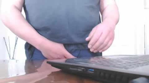 Snapshot of thickcock_cam chatting on November 1, 2:46 am thickcock_cam online show from November 1, 2:46 am