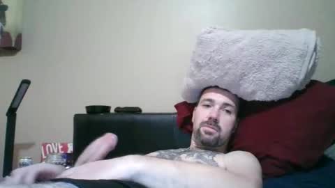 Snapshot of thickdickbadboy chatting on December 23, 7:06 am thickdickbadboy online show from December 23, 7:06 am
