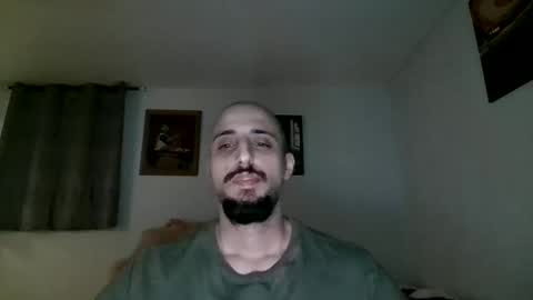Snapshot of thickdickeddom chatting on April 12, 11:04 am ThickDickedDom online show from April 12, 11:04 am