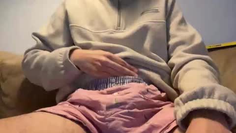 Snapshot of thickerbunny chatting on February 7, 8:56 pm thickerbunny online show from February 7, 8:56 pm