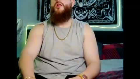 Snapshot of thickhandsomeman chatting on December 20, 7:28 pm ThickHandsomeMan online show from December 20, 7:28 pm