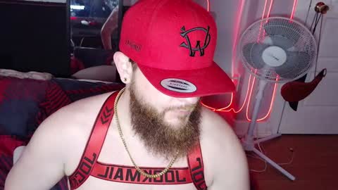 Snapshot of thickhandsomeman chatting on January 3, 4:55 am ThickHandsomeMan online show from January 3, 4:55 am