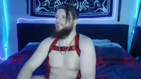 Snapshot of thickhandsomeman chatting on January 17, 5:11 am ThickHandsomeMan online show from January 17, 5:11 am