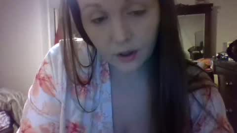 Snapshot of thickkinx chatting on January 1, 11:07 pm thickkinx online show from January 1, 11:07 pm