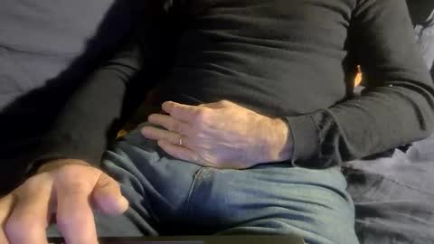 Snapshot of thickrum chatting on February 19, 9:11 pm Thickru online show from February 19, 9:11 pm