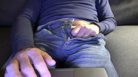 Snapshot of thickrum chatting on March 29, 10:54 pm Thickru online show from March 29, 10:54 pm