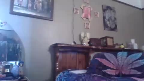 Thickthighs92 online show from September 26, 8:35 pm