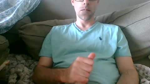 Snapshot of thickty chatting on June 27, 4:45 pm thickty online show from June 27, 4:45 pm
