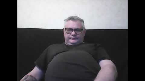 Snapshot of thierrysymp chatting on February 25, 9:13 pm Thierrysymp online show from February 25, 9:13 pm