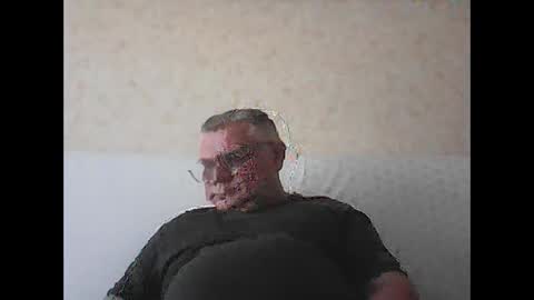 Snapshot of thierrysymp chatting on October 7, 2:47 pm Thierrysymp online show from October 7, 2:47 pm