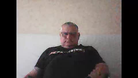 Snapshot of thierrysymp chatting on October 13, 3:34 pm Thierrysymp online show from October 13, 3:34 pm