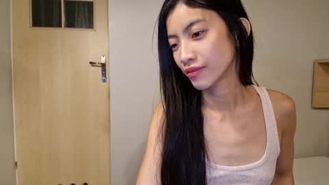 Snapshot of thifa2x chatting on December 17, 6:41 am thifa2x online show from December 17, 6:41 am