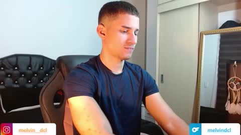 Snapshot of thin_tommy11 chatting on December 27, 10:16 pm thin_tommy11 online show from December 27, 10:16 pm